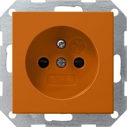 Gniazdko wtyczkowe z bolcem ochronnym z ochroną dzieci  Gira System 55